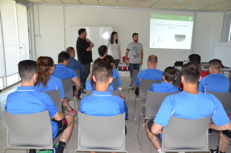 La Regidoria d’Esports i l’ACELL impulsen un curs gratuït de formació esportiva adaptada