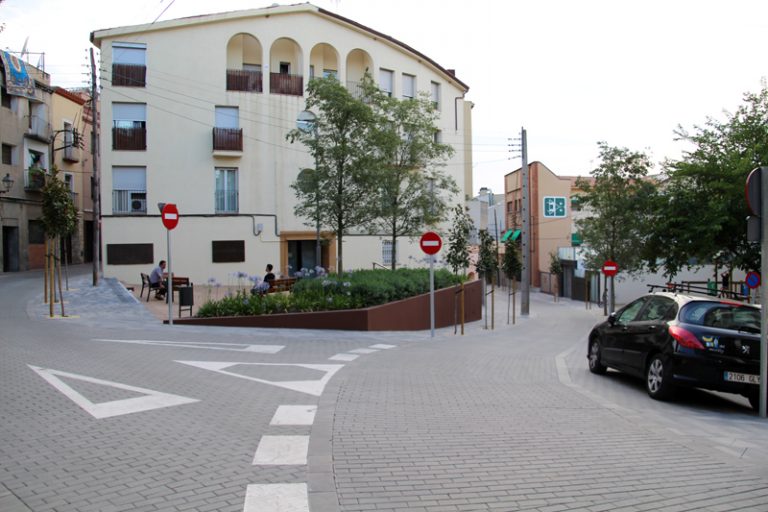 Diumenge s’inaugura la remodelació de la plaça Germanes Maestre