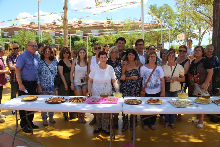Jocs infantils i sopars de germanor, punts centrals de les festes dels barris de Can Cases i l’Illa Santacana