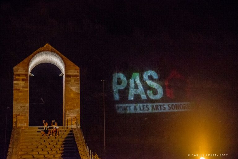 Chicuelo i Mezquida i Leonn and The New Funk porten prop de 3.000 persones al pont del Diable