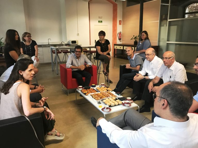 Cinc empreses locals visiten Promoció Econòmica en la tercera cita dels ‘Esmorzars amb l’Alcalde’