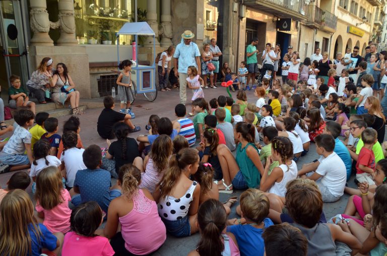 Un miler d’infants participa en les activitats lúdiques d’El Círcol dels quatre dimecres de juliol