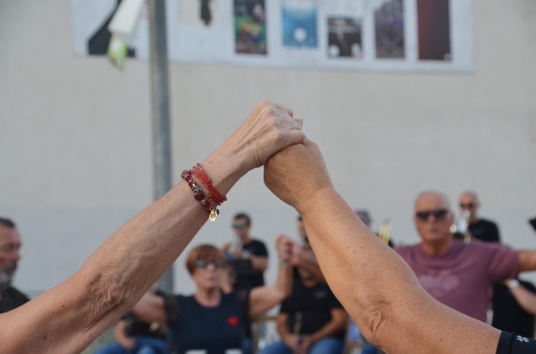 El nou web de la Secció Sardanista arrenca una campanya de promoció de l’entitat