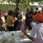 Setmana Gran de la Residència Sant Joan de Deu. Aperitiu i visita de l'alcalde Xavier Fonollosa i altres regidors