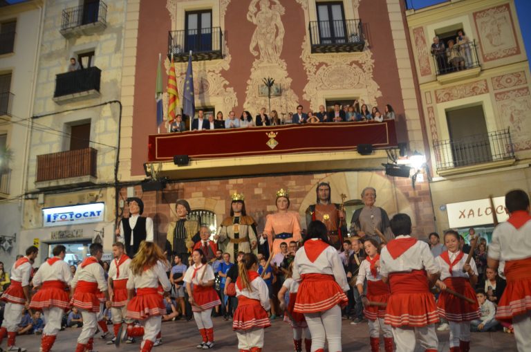 Mònica Usart: “Les festes donen vida i alegria a una ciutat, fan que gaudeixis de la teva vila”
