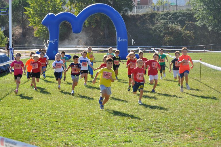 El 10è Cros Escolar del Martorell Atlètic registra un rècord d’inscrits amb 326 atletes