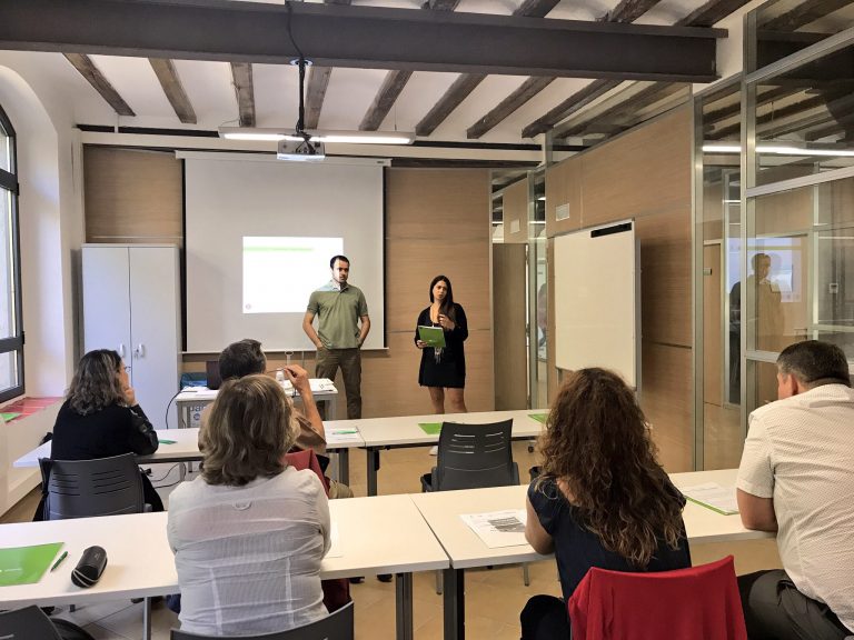 Emprenedors coneixen noves tècniques per innovar el seu negoci i ser més competitius