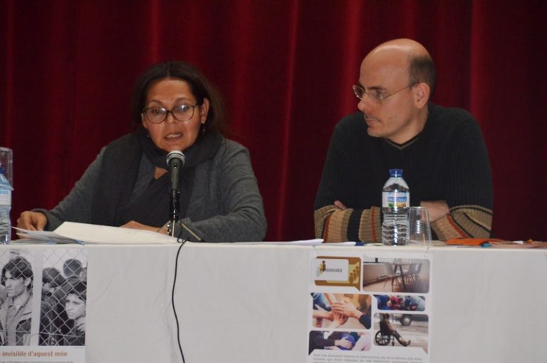 Migra Studium explica a El Foment la vulneració de drets en Centres d’Internament d’Estrangers