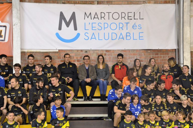 L’Handbol Martorell ha presentat els 18 equips que formen l’estructura groc-i-negra de la temporada esportiva