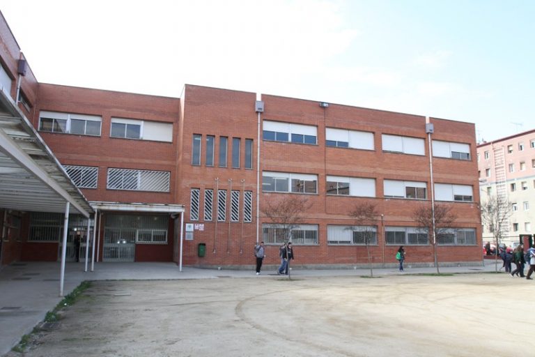 L’Institut Joan Oró esdevé un dels sis finalistes als premis de difusió de l’FP dual