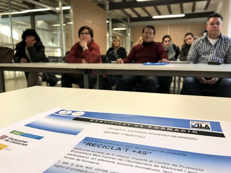 Clou el programa ‘Recicla’t +45’ amb el lliurament de diplomes als seus participants