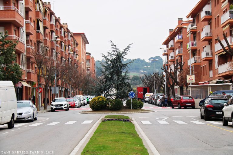 L’Ajuntament corregirà l’asimetria de les voreres de Puig del Ravell i li donarà tractament de bulevard