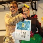 Lliurament de premis del Carnaval. 2n Premi Millor Disfressa. Colla Pop Corn