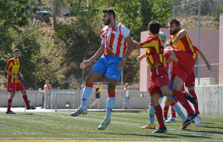 El primers equips del CF Martorell lideren les seves lligues