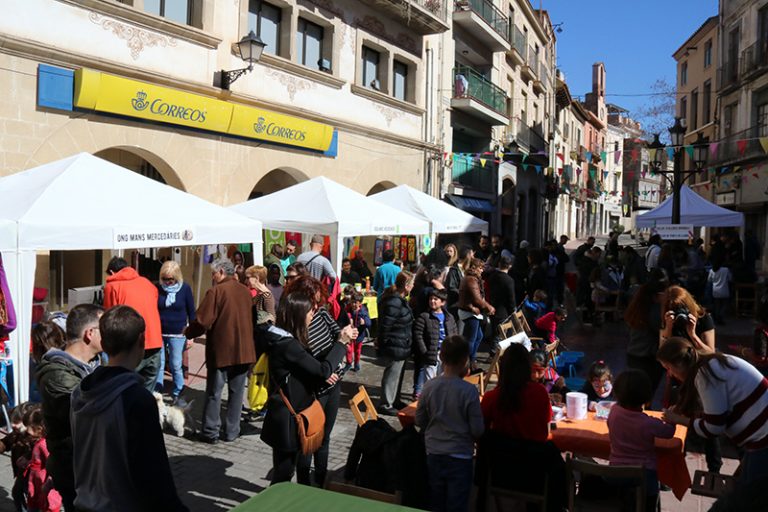 El Dia de la Cooperació al Desenvolupament reuneix cinc entitats i difon la seva solidaritat