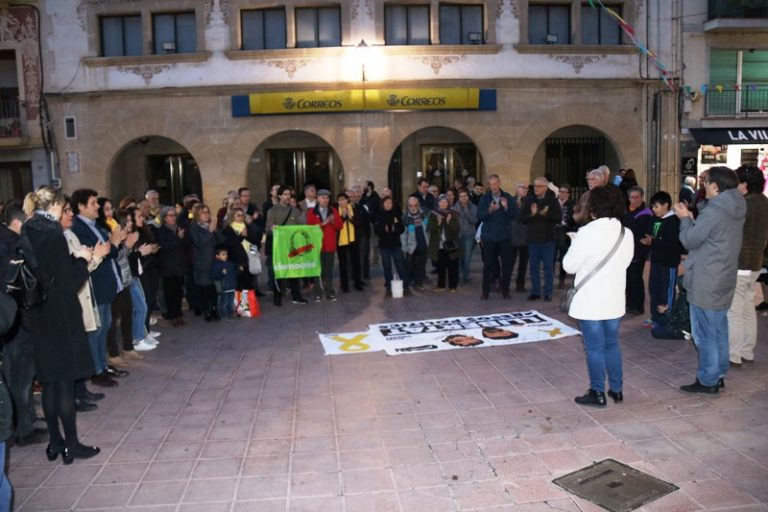 Les entitats sobiranistes reivindiquen el dret de manifestació i recorden els 5 mesos de presó preventiva als Jordis