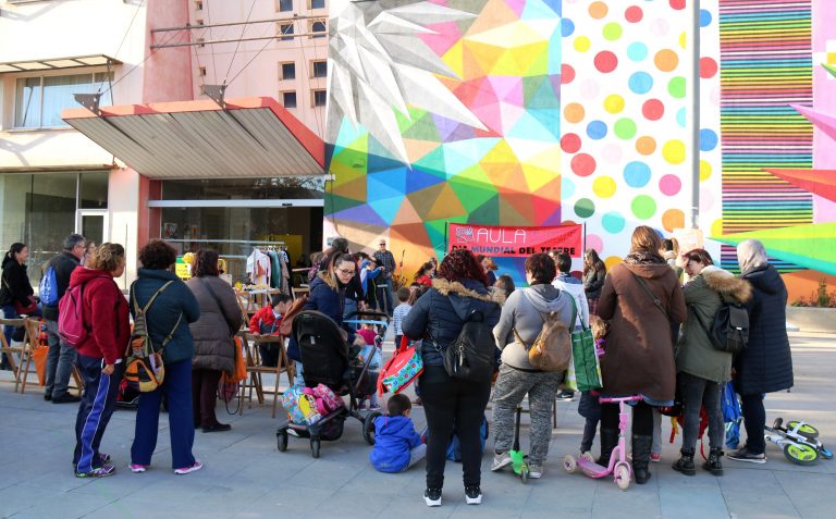 Classes obertes d’improvisació al carrer per celebrar el Dia Mundial del Teatre