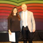 43è Premi Vila de Martorell. La premiada Laura Sánchez i el regidor Sergi Corral