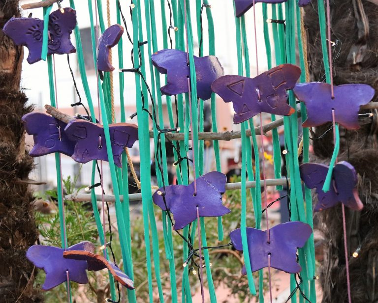 Dissabte de ‘Merkart’ a Ca l’Oller, una mostra creativa dels Artistes Plàstics