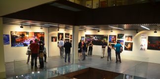 L’exposició sobre els cinc anys del Festival PAS incorpora les imatges d’aquesta edició Inauguració exposició retrospectiva del PAS