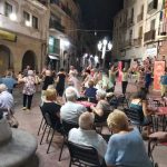 Sardanes a la fresca. (Fotografia de Pere Salvador)