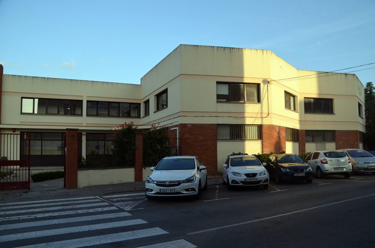 Dilluns, matrícula de places disponibles d’anglès i alemany a l’EOI de Martorell