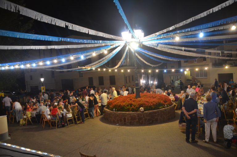 Font de la Mina acomiada l’estiu amb unes festes de barri renovades