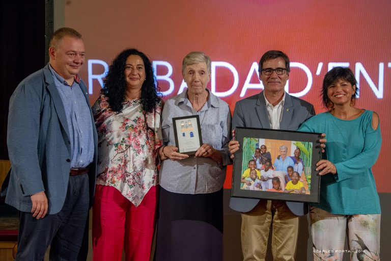 La 23a Trobada d’Entitats homenatja Josefina Cortadella i reconeix l’associacionisme local