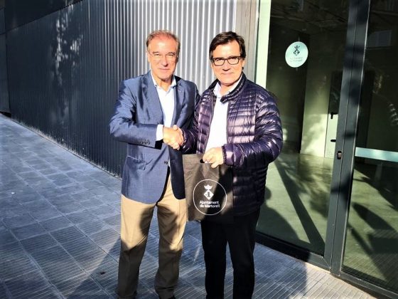 Lliurament de claus nou local AAVV Can Cases