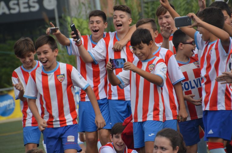 Més de 40 equips i prop de 600 jugadors del CF Martorell, a escena en la presentació del curs 2018-2019