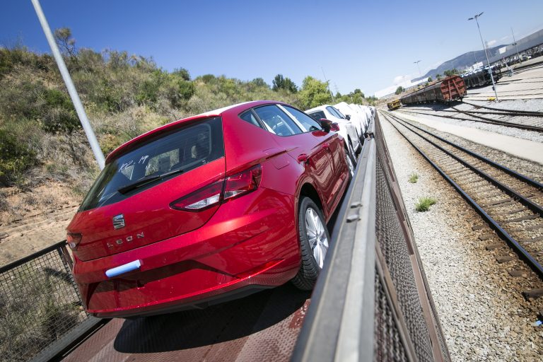SEAT i Autometro renoven el servei ferroviari de transport d’automòbils entre Martorell i el Port de Barcelona