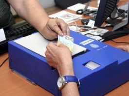 La Policia Nacional renovarà el DNI a gent gran i persones amb mobilitat reduïda el 9 de desembre Renovar el DNI