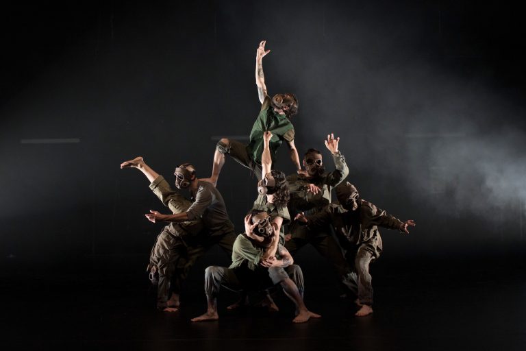 La Fura dels Baus, Iron Skulls i un homenatge a Bowie, ingredients principals del Fem Dansa
