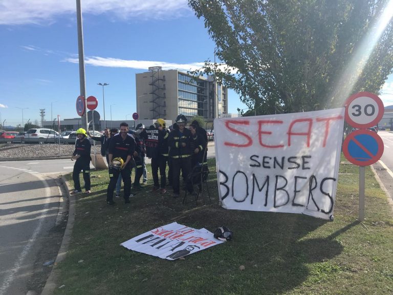 Bombers de SEAT en vaga indefinida per reclamar millors condicions laborals