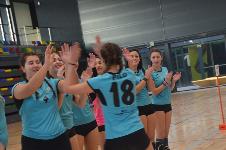 El Club Volei Martorell fa una donació de 300 euros a l’Hospital Sant Joan de Déu