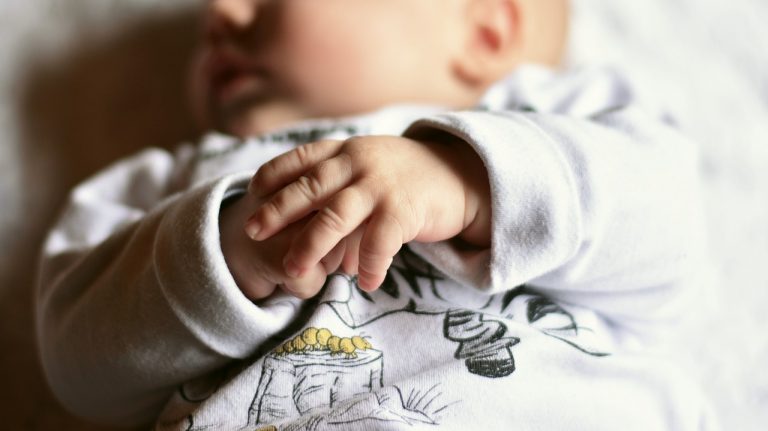 Les mares i pares primerencs poden compartir dubtes en una nova edició de l’Espai Nadó