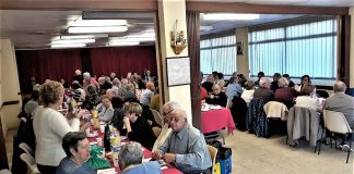Els esplais de la gent gran preparen trobades nadalenques per cloure un any ple d’activitats Festa de Nadal a l'Esplai de la Gent Gran de Buenos Aires