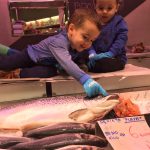 Martorell Saludable. Premi Categoria Local (0 a 3 anys). 'Mengem peix fresc cada setmana', de Pau i Víctor Ruiz Alba