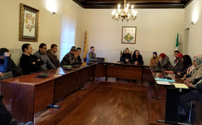 Una trentena de persones rep els certificats del Circuit d’Acollida Local