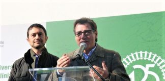 Fonollosa: “La nova tarifa plana metropolitana de transport públic és un greuge comparatiu per als martorellencs” El conseller Damià Calvet i l'alcalde Xavier Fonollosa