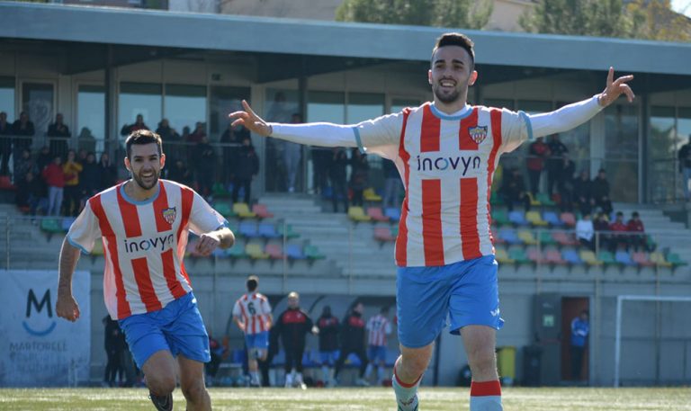 El primer equip del CF Martorell rebrà un Atlètic Prat Delta que amenaça el seu camí cap al liderat