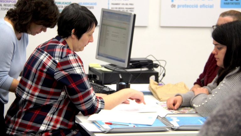 Obre el procés de selecció per crear una borsa de treball de personal auxiliar administratiu