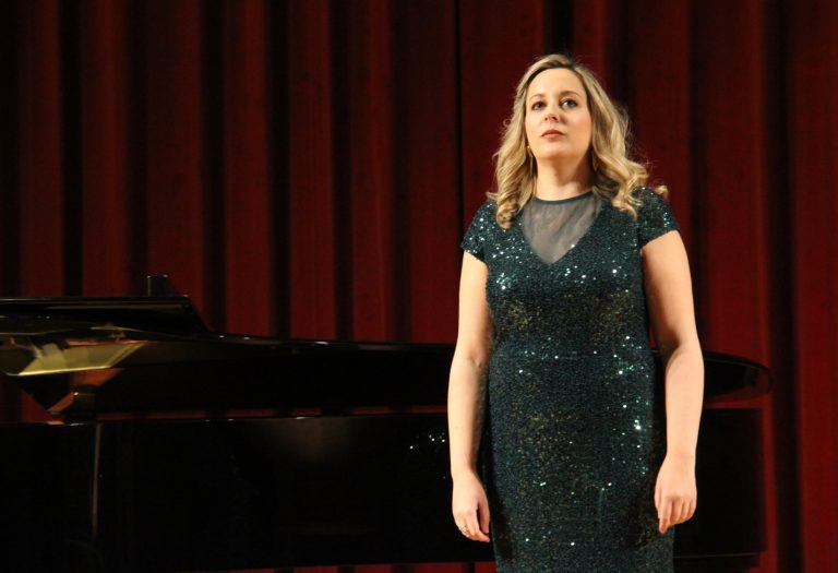 La soprano valenciana Laura Cruz s’imposa en un Concurs Palet dominat per les veus femenines