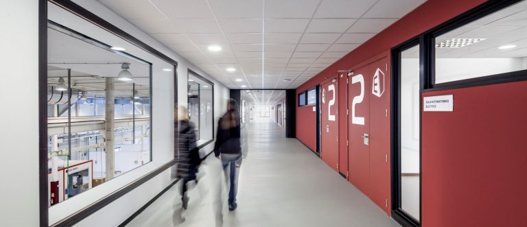 La Generalitat desencalla la gestió del Centre de Formació Professional d’Automoció