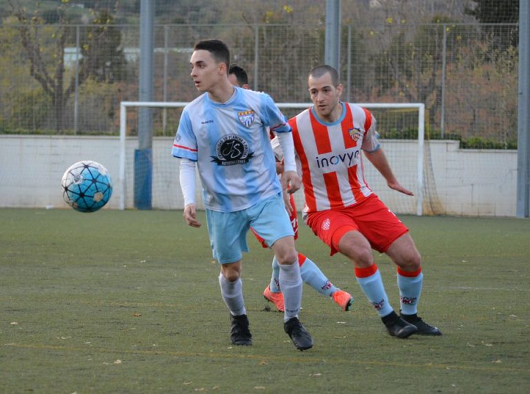 El Club de Futbol Martorell es prepara per al partit clau abans de la visita del líder
