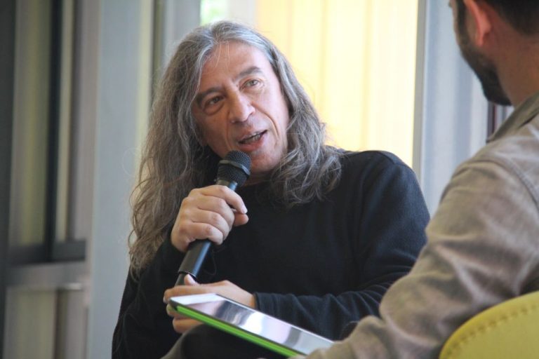 Gerard Quintana presenta ‘Entre el cel i la terra’, el seu debut literari
