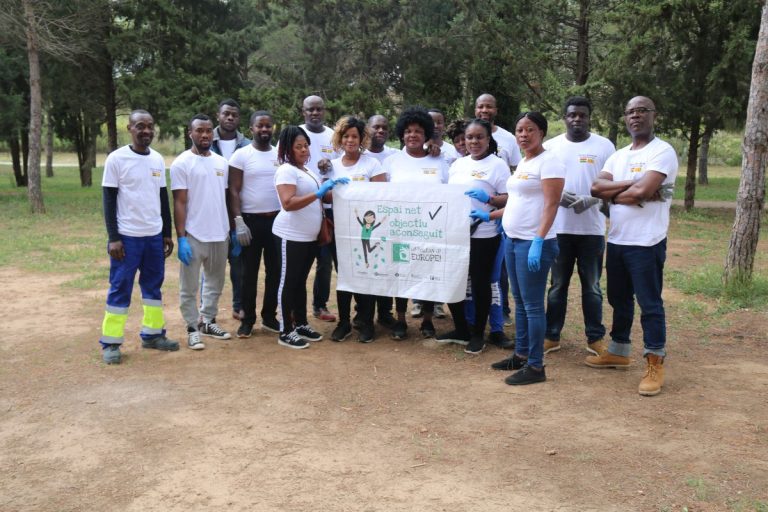 Ghana Rainbow se suma a ‘Let’s Clean Europe’ amb una acció al Parc Forestal de Can Cases
