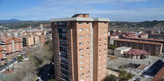L’Ajuntament i l’Agència de l’Habitatge signen un conveni per seguir millorant l’accessibilitat als blocs de Buenos Aires Barri de Buenos Aires