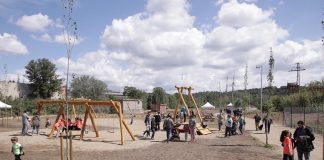 Bon ambient a la jornada comercial i de lleure a l’entorn del Parc Fluvial