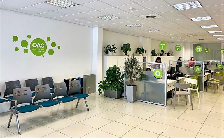 L’Ajuntament recomana fer els tràmits administratius a través del seu web corporatiu